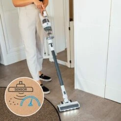 Hoogo S6- 2 In 1 Hand- & Stielsauger, Beutellos, 400W, 45min., 2 Wechselbare Akkus -Haushalt Geschäft Hoogo S6 3