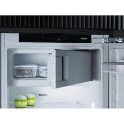 Miele K 7116 E - Einbau Kühlschrank Mit Gefrierfach, LED Beleuchtung, 88cm 12 Miele K 7116 E - Einbau Kühlschrank Mit Gefrierfach, LED Beleuchtung, 88cm -Haushalt Geschäft K7116E 1