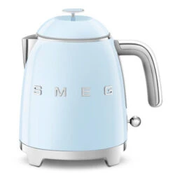 Smeg KLF05PBEU - Pastellblau - Wasserkocher, 0,8 L, 50's Style